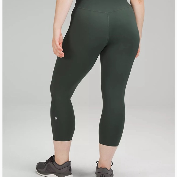 Lululemon Base Pace HR crop 23” legging size 14 - Picture 2 of 4